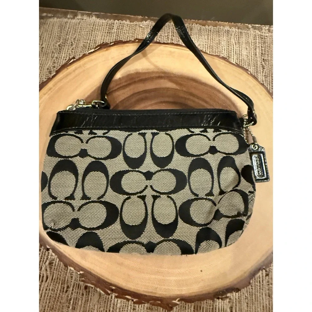 Coach Signature Canvas Leather Trim Wristlet‎ Clutch F51369 Women's Designer